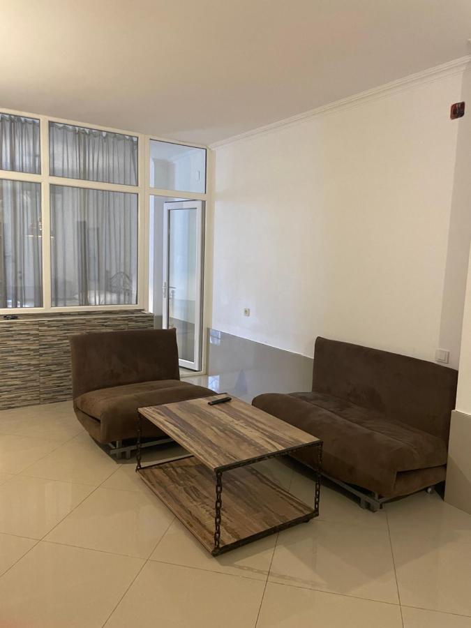 Cozy Apartment In The Center Of Batumi Ngoại thất bức ảnh